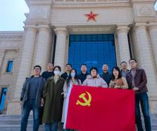 青島農擔公司黨支部組織黨員參觀海軍博物館